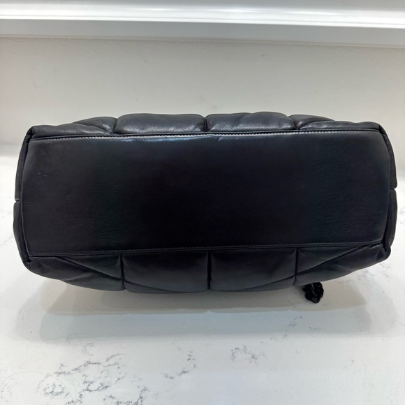 Medium LouLou Puffer - Picture 2 of 7